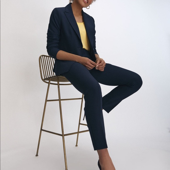 LAURA Petite Blazer - Picture 1 of 5